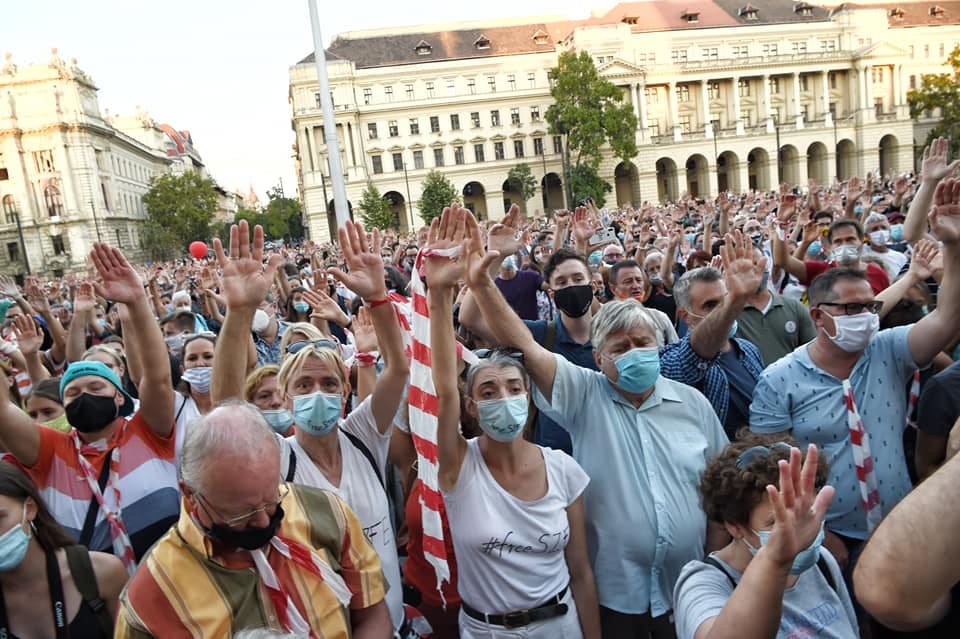 A pillanat, amikor Orbán bajban van