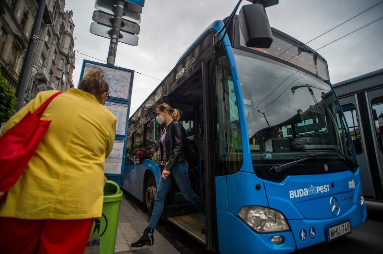 Milliárdos veszteségbe tette a BKK-t a „kudarcba fulladt e-jegyrendszer”