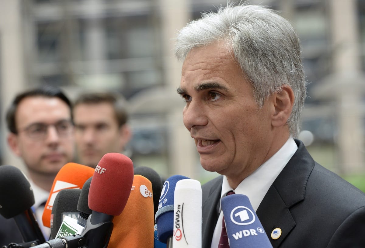 Faymann újra beszólt Orbánnak
