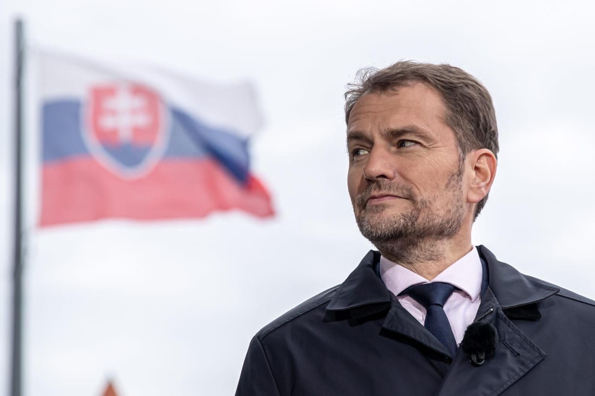 Bocsánatot kért a szlovák kormányfő a szlovákiai magyaroktól 