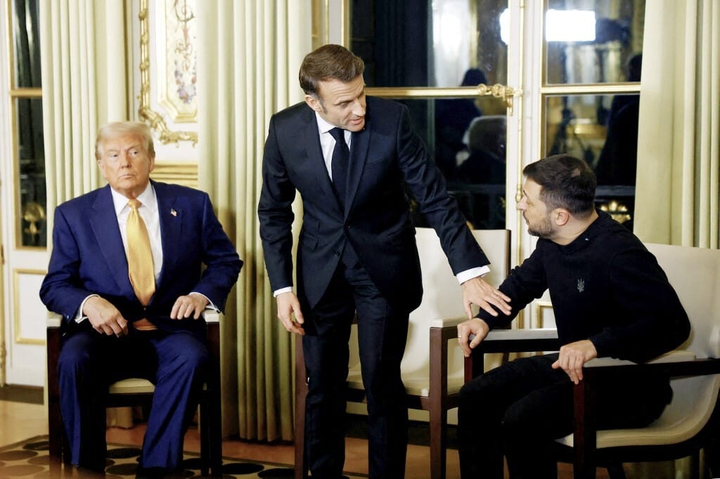 Történelmi pillanat Párizsban: Trump és Zelenszkij az Elysée-palotában