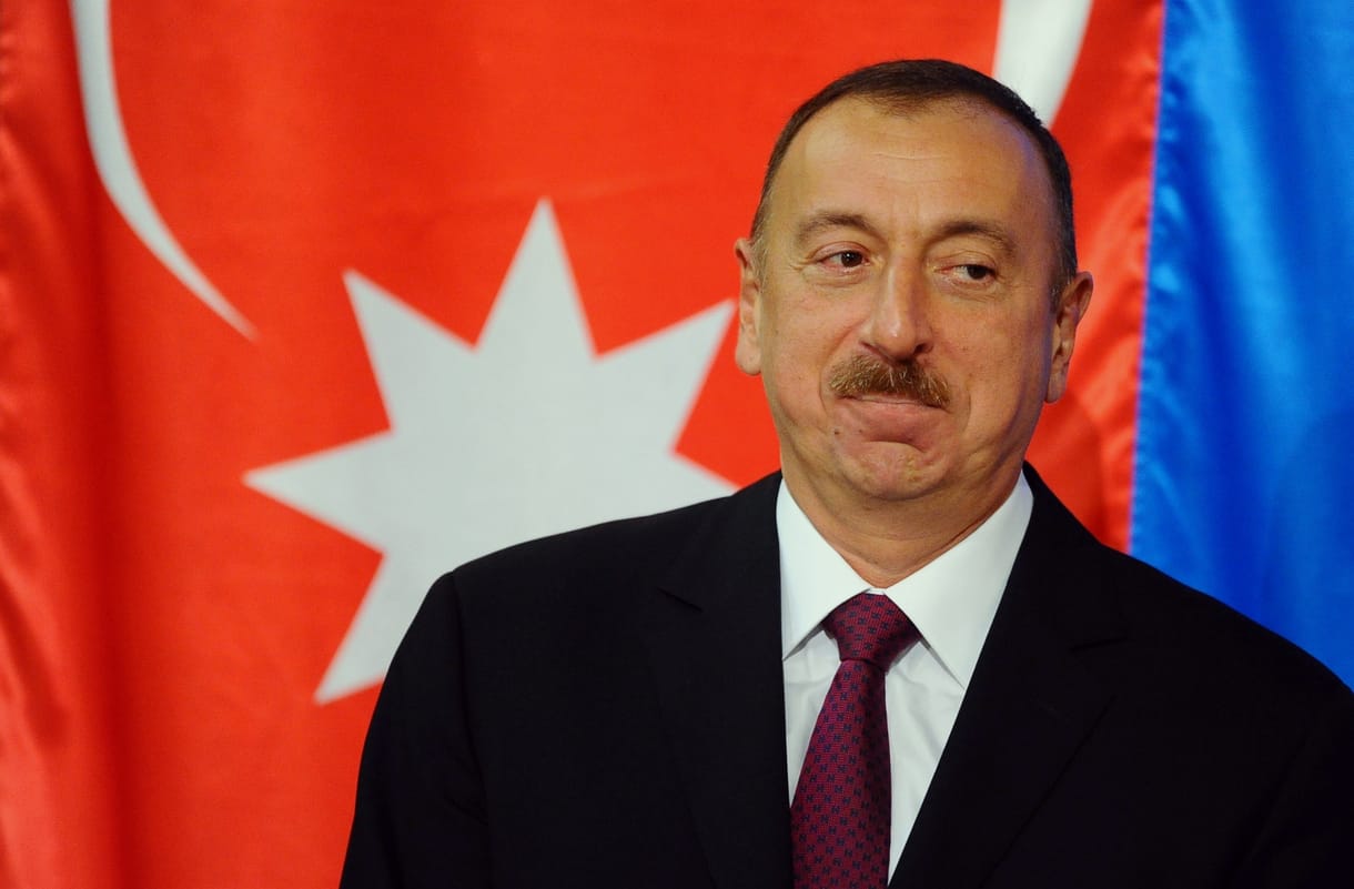 Így vette meg fél Európát az azeri rezsim