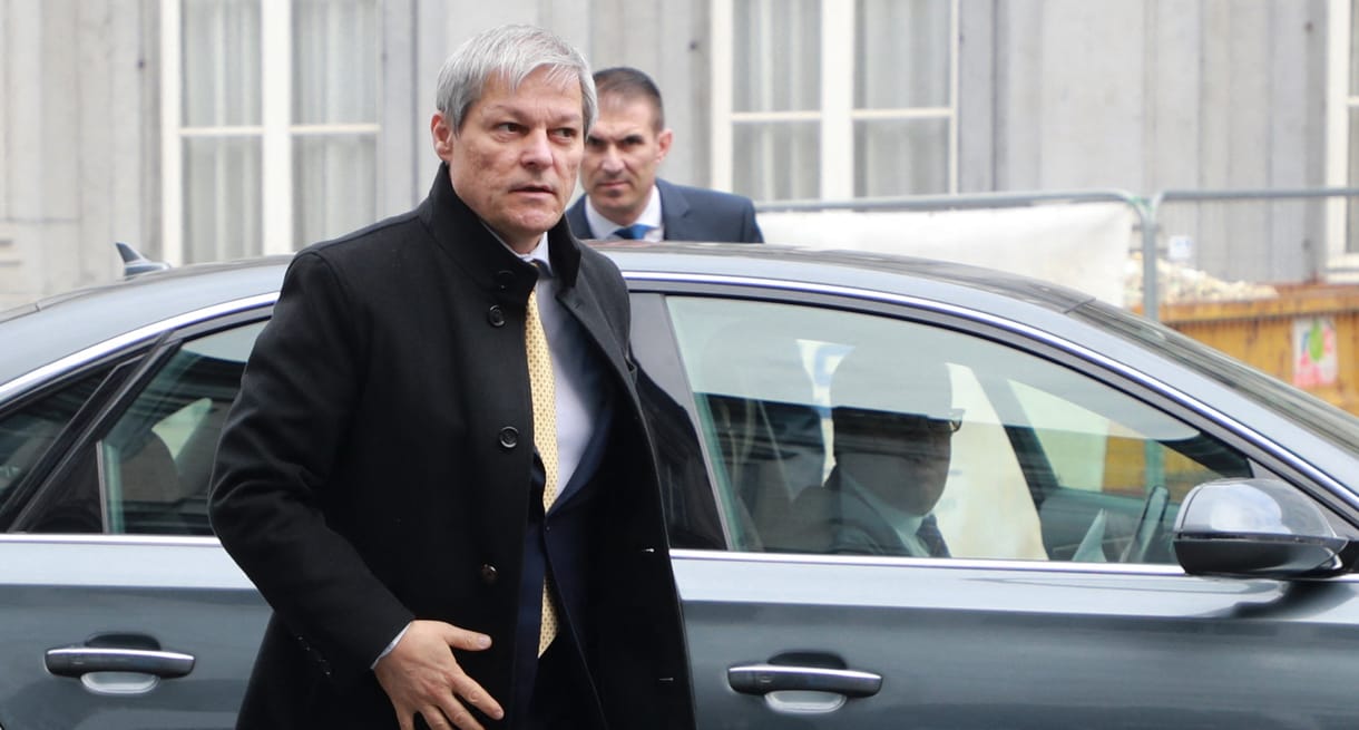 Kisebbségi kormánynak kért bizalmat a román parlamenttől Ciolos