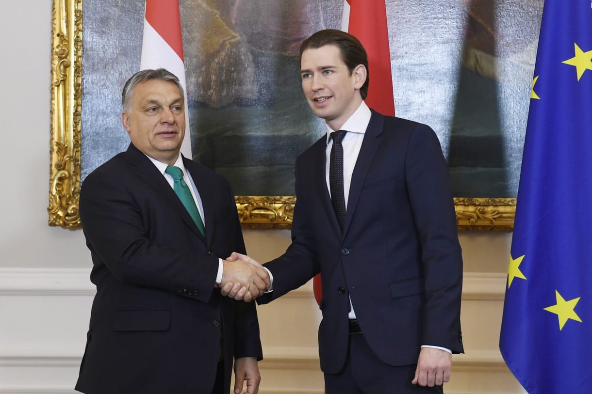 Az osztrák kancellár eltolja magától Orbánt, és csökkentené az EU-pénzeket