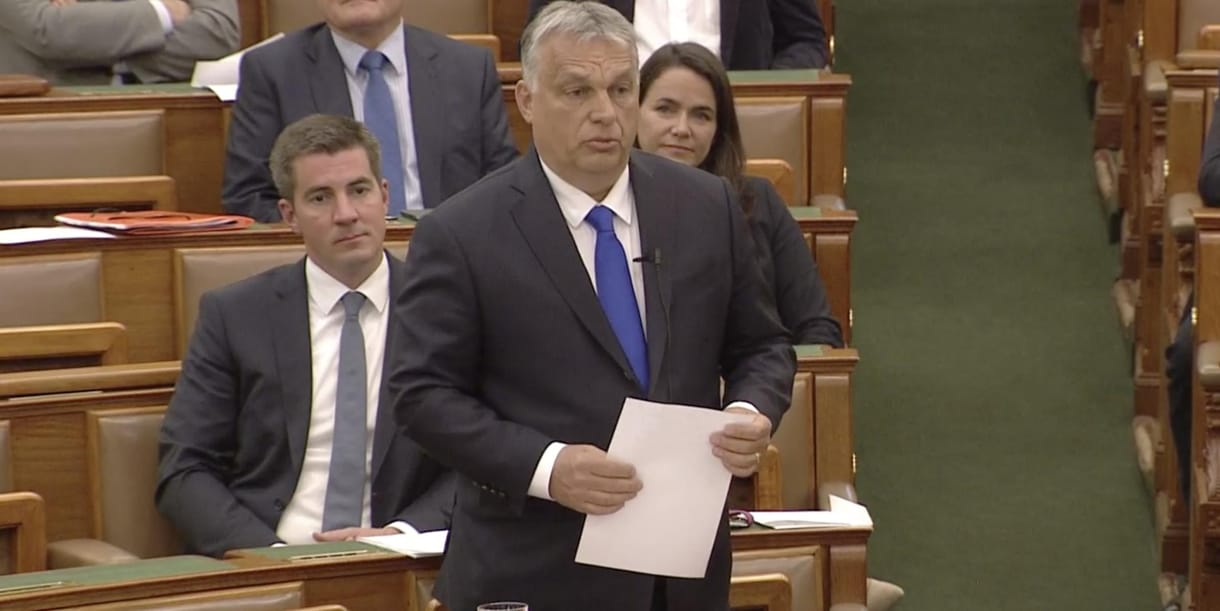 Orbán: Aki elveszti a munkáját, három hónapon belül ajánlatot kap a piacról vagy az államtól
