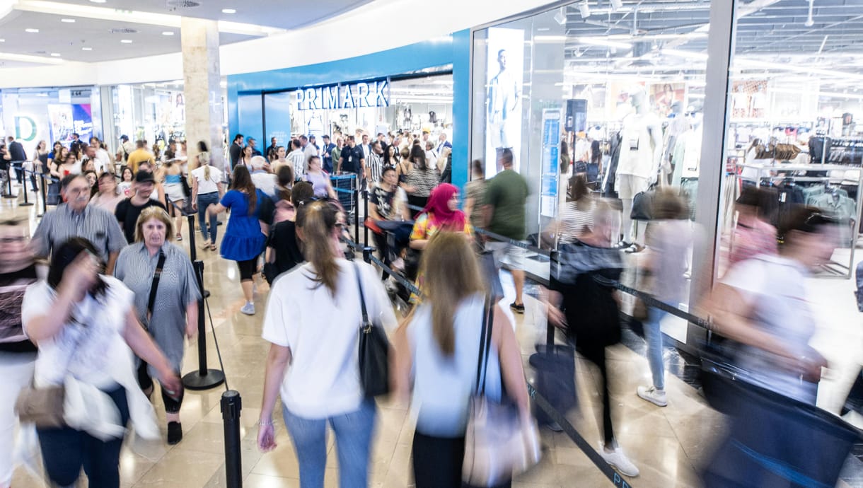 „Hamarabb kimegyek Bécsbe, mint hogy ebbe a sorba beálljak!” – így nyílt meg az első magyar Primark