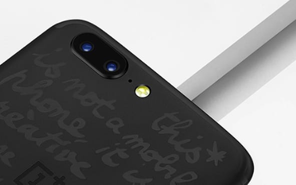 A divat jegyében: limitált kiadású OnePlus 5 érkezett