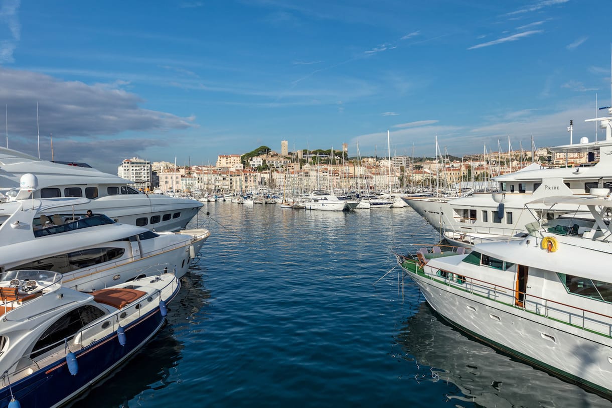 Vajna Tímea nélkül nincs buli Cannes-ban