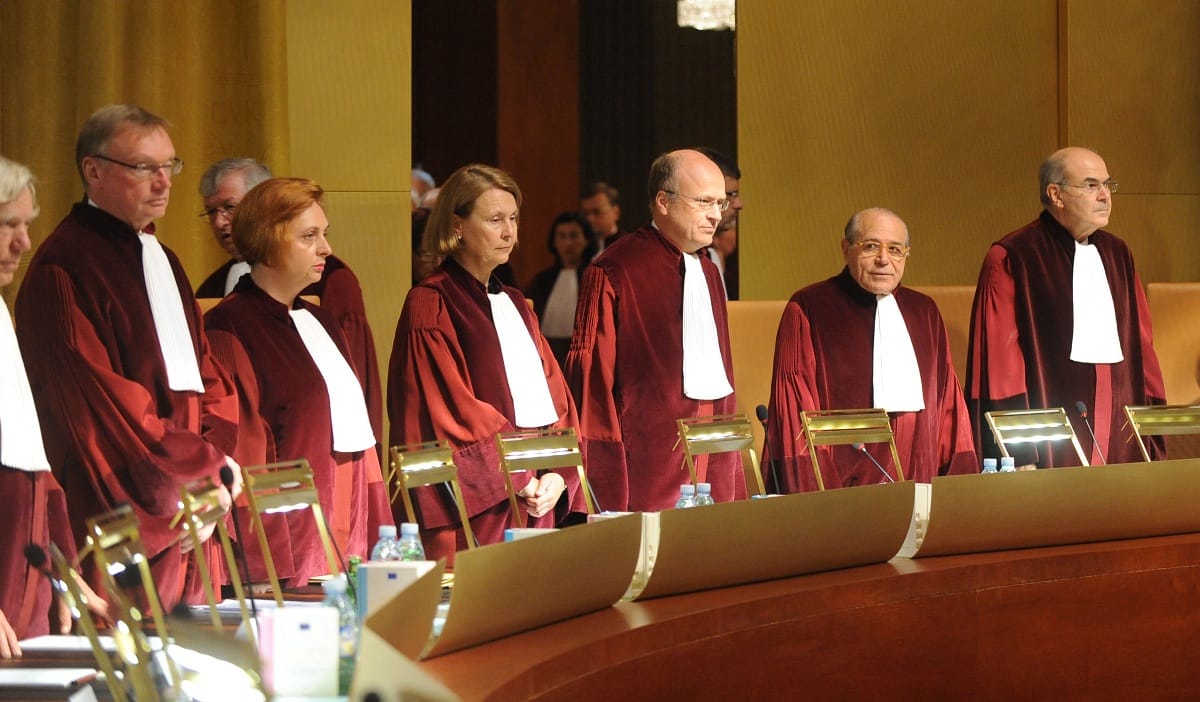 Megdöbbentő magyar rekord Strasbourgban: szétpereljük az államot