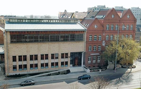 A Hoffmann-államtitkárság szerint jogellenes az AKG alapítványi helyzete
