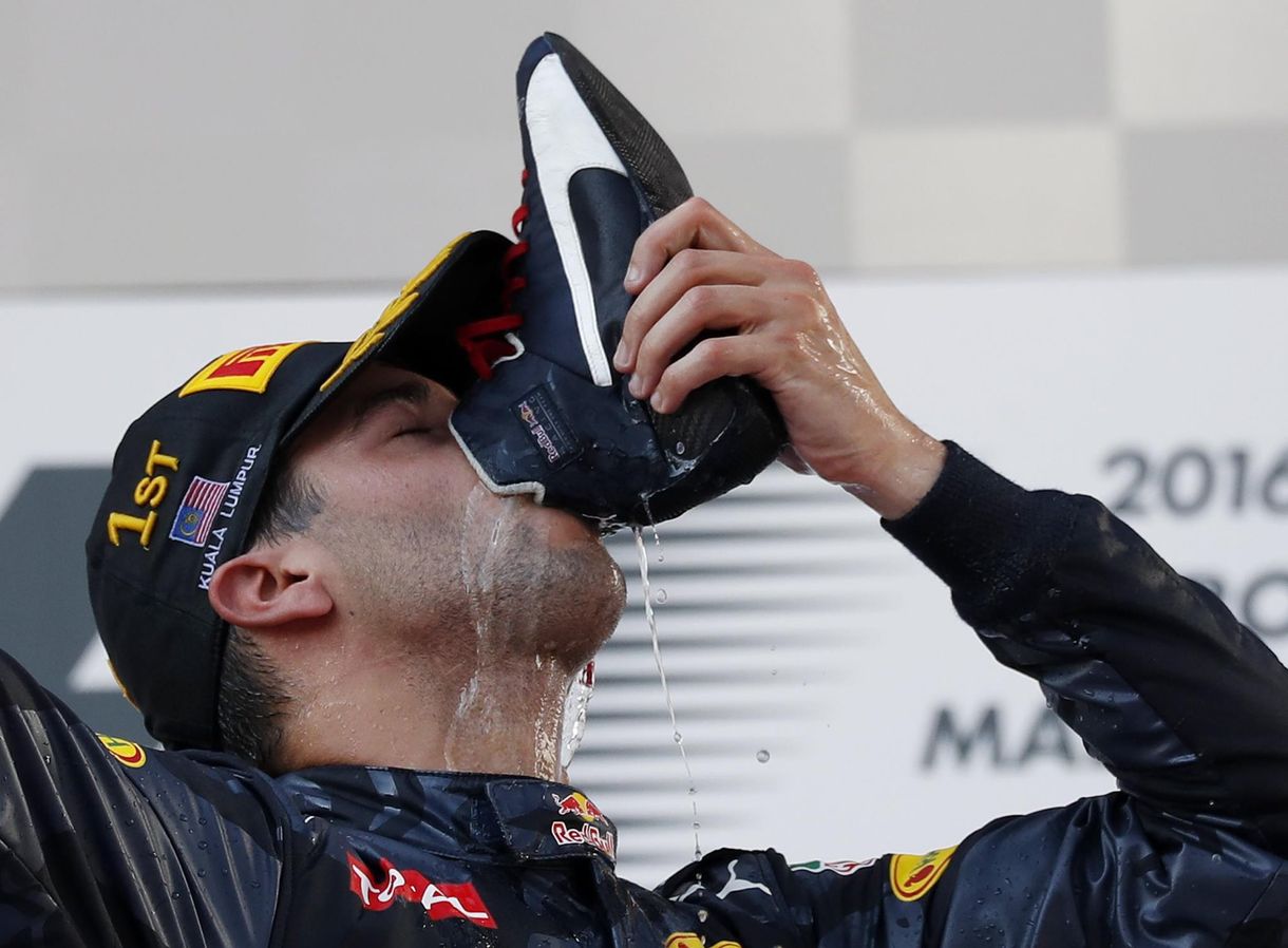 Saját sörrel rukkolt ki Button és Ricciardo