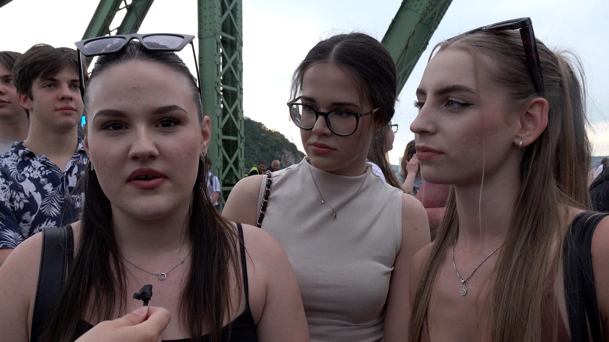 Karácsony-kampány fiatalokkal: Aput minden csaj szereti