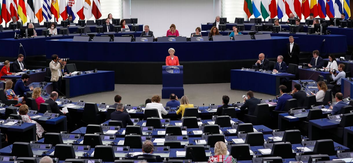 Nem vár tovább a tagállamokra, politikai üzenetre készül a magyar jogállamiság ügyében az Európai Parlament