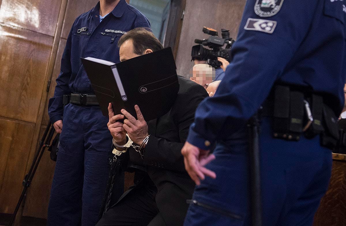 Vizoviczkiért ma egy összegben letették a negyedmilliárdot, és hazamehet