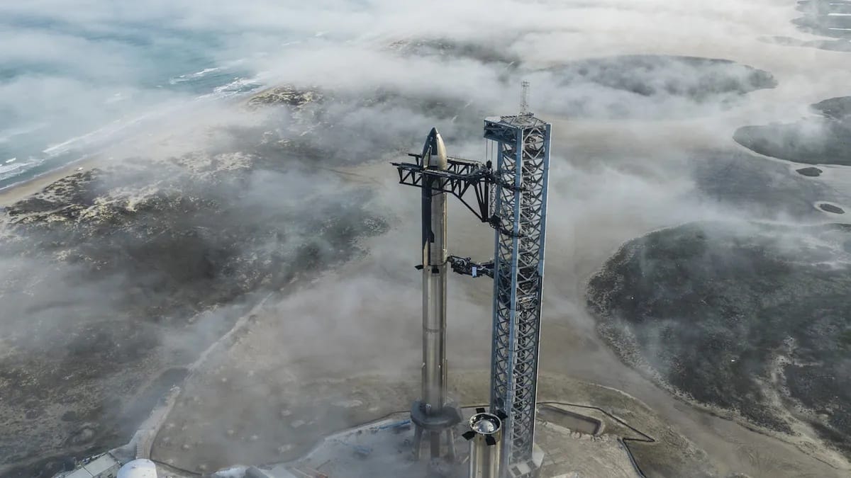 Zöldre váltott a lámpa, holnap lesz a nagy nap: elindul a SpaceX Starship, hogy megkerülje a Földet