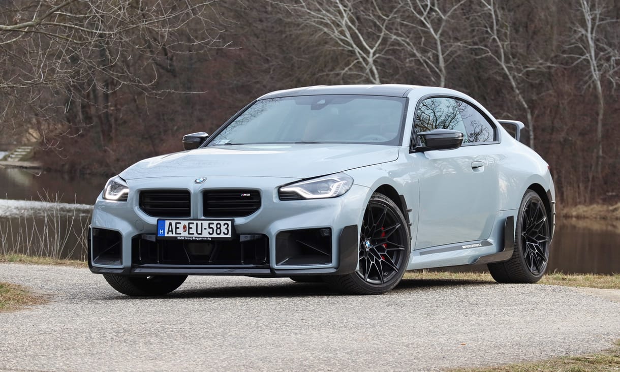Teljes harci díszben: meghajtottuk a karbon túladagolt új M2-es BMW-t