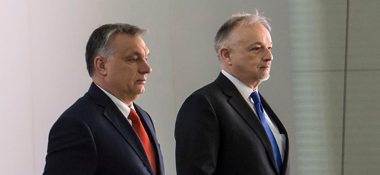 Die Zeit: Orbán olajüzlete nem az energiabiztonságot, hanem a Mol érdekeit szolgálja