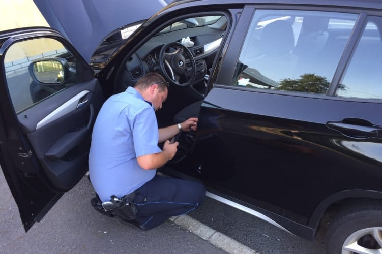 Egy átütött alvázszámos Audi után egy BMW-t is fogtak a határon