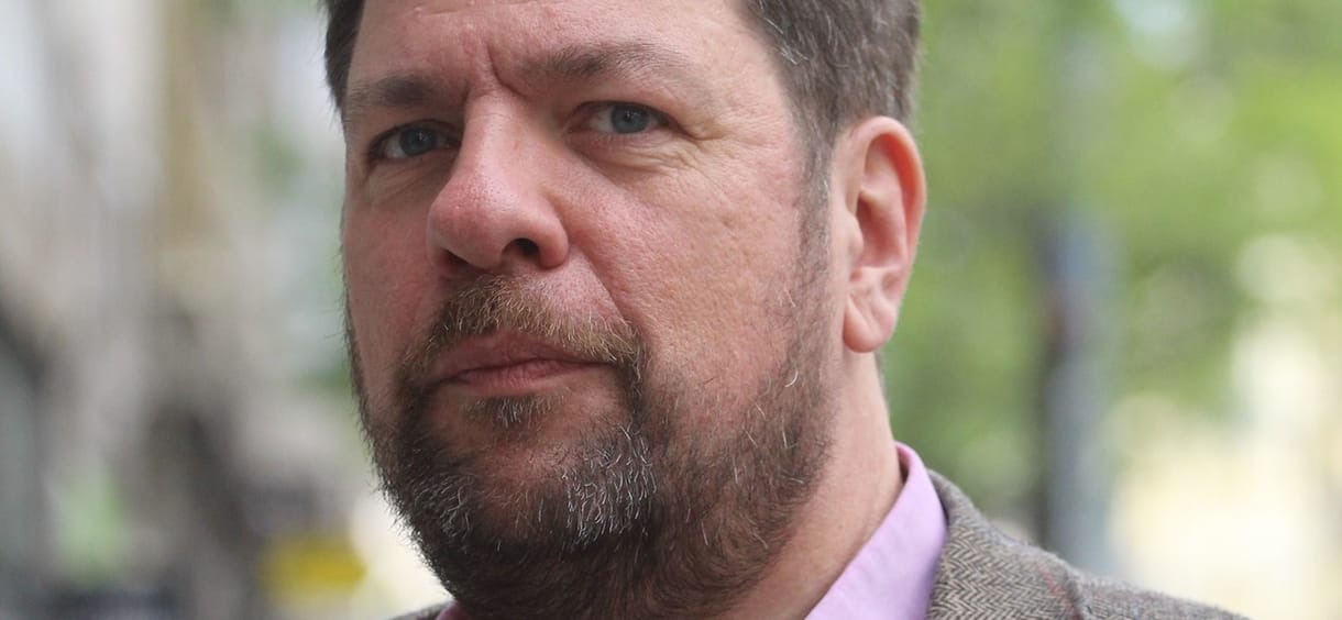 Hivatalos: Kerpel-Fronius Gábor a Momentum jelöltje az előválasztáson