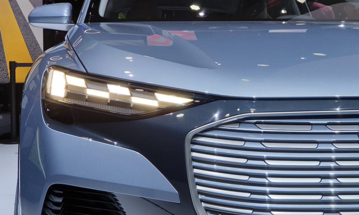 Körbejártuk a legújabb villany-Audit, a Q4 e-tron divatterepjárót