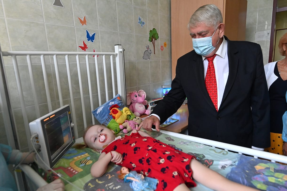 Elhagyhatja a Bethesda kórházat az állami támogatásból kezelt SMA-s Anna