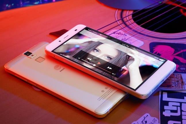 31 ezer forint lesz a Pepsi ujjlenyomat-olvasóval ellátott telefonja