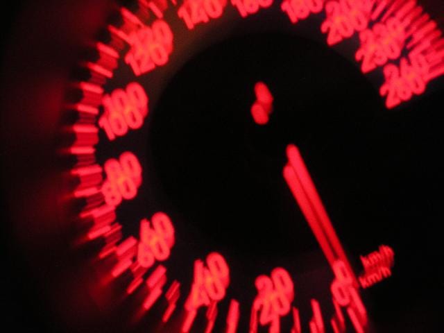 6,5 ezrelékes véralkoholszinttel vezetett: baleset nélkül is belehalhatott volna