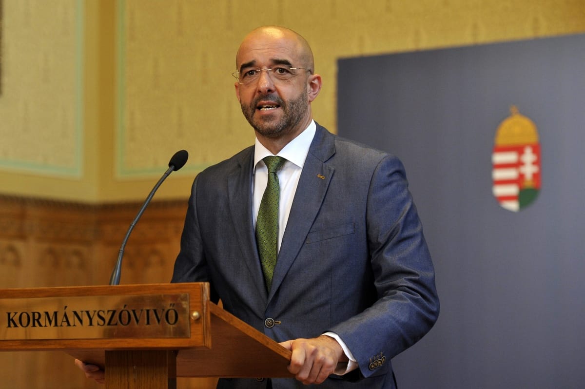 Magyarország beszállna a több százezer elutasított menekült visszaszállításába