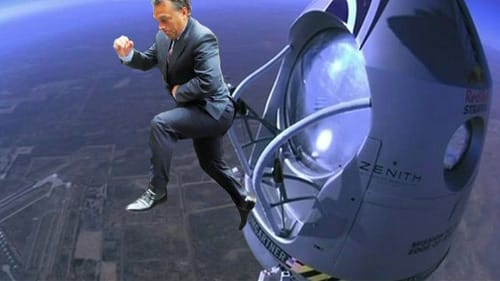 Orbán leugrik az űrből - Baumgartner-mém galéria