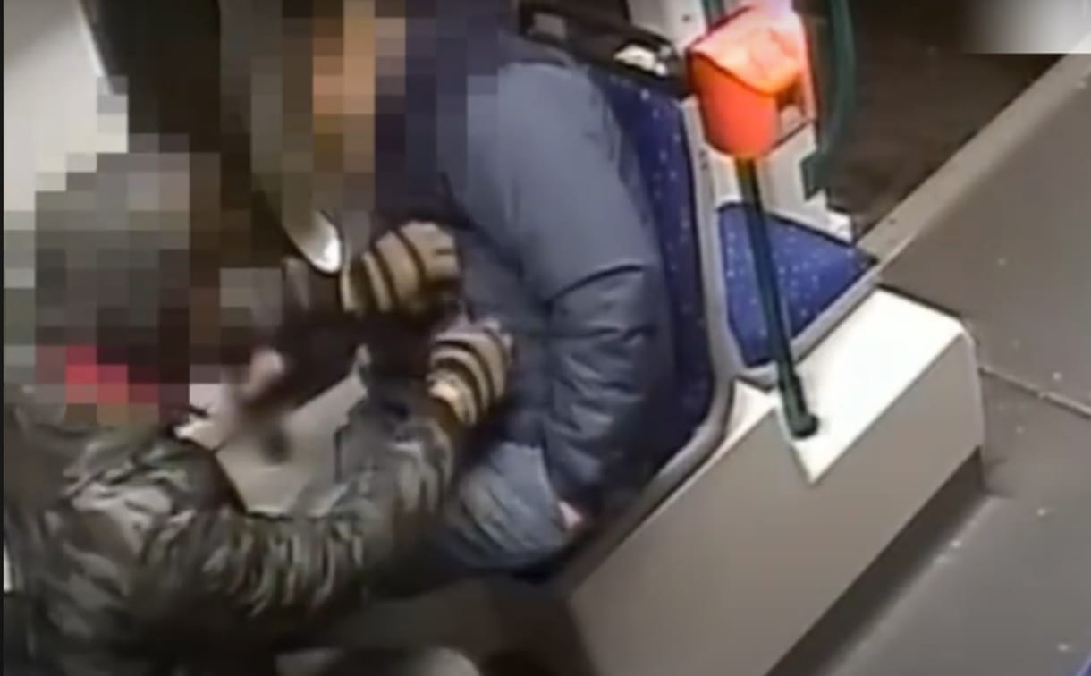A 4-6-os villamoson vadászott az áldozataira, egy sereg ügyben emeltek vádat ellene