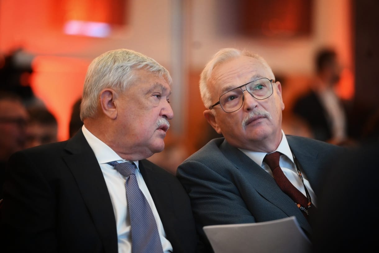 Csányi Sándor Nagy Mártonról: „Kevésbé sajnálom, hogy nincs itt, mert ő mindent tud anélkül, hogy meghallgatná”