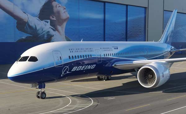 A Boeing leszállítja az első 787 