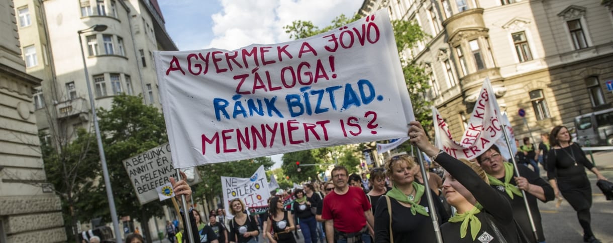 A cégeknek a kormány javasolta béremelés sok, a járulékcsökkentés kevés