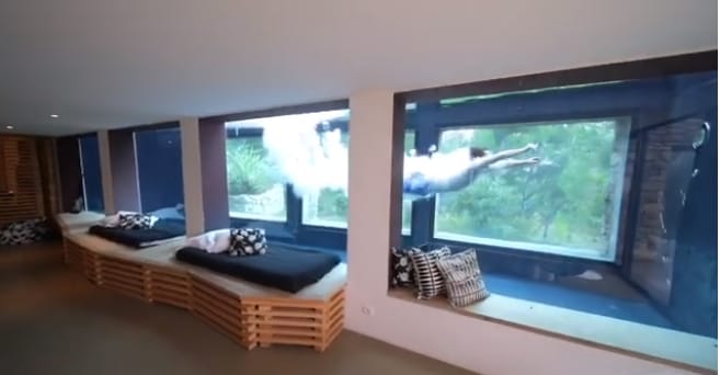 Menő villát hirdetnek az Airbnb-n, potom 185 ezer éjszakánként – videó