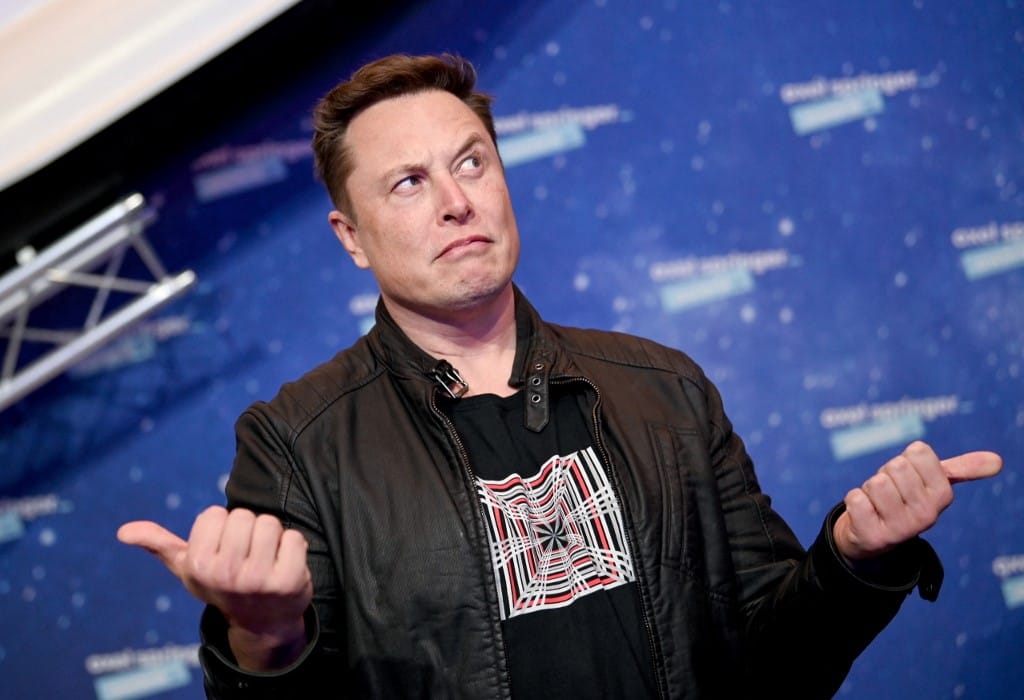 55 ezer forintot kér két sörért Elon Musk