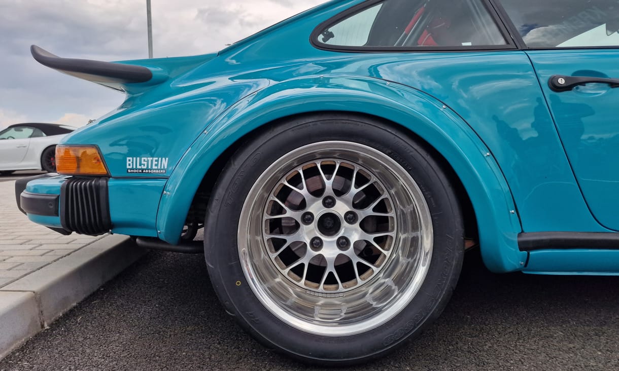 623 Porsche randevúzott egymással az új balatoni versenypályán, mutatjuk mit láttunk