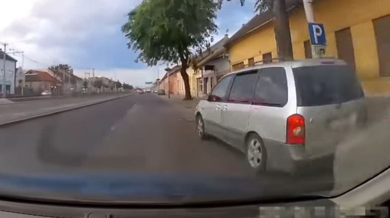 Kétszázezer forint egy életveszélyes előzés - elárulta a rendőrség, milyen összegeket számláztak a civilek videói után 