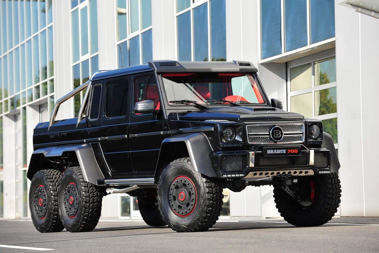 Luxusharckocsi lett a hatkerekű Mercedes terepjáróból - fotók