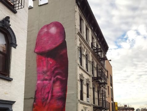 Öt emelet magas pénisz bukkant fel New Yorkban, de gyorsan lefestették - fotó