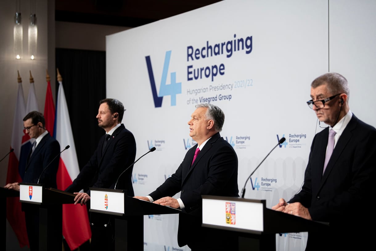 Jacques Rupnik politológus: Az ukrajnai háború egyik első járulékos vesztesége a V4-csoport