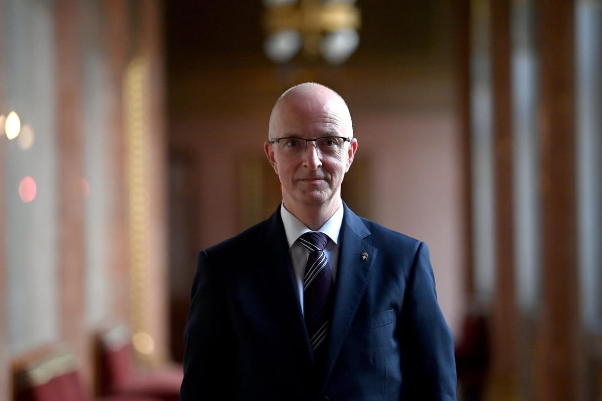 Megszavazta a parlament Áder bírói múlt nélküli jelöltjét a Kúria elnökének
