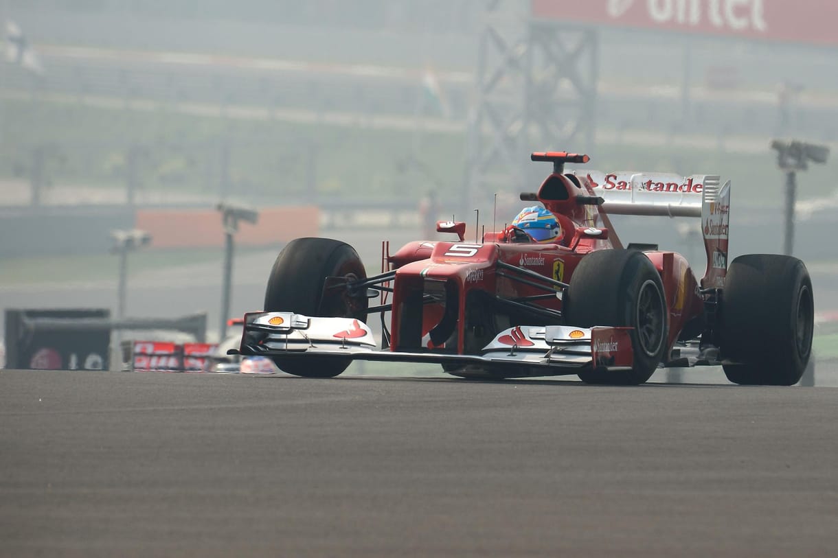 Alonso hibára kényszerítené a Red Bullokat