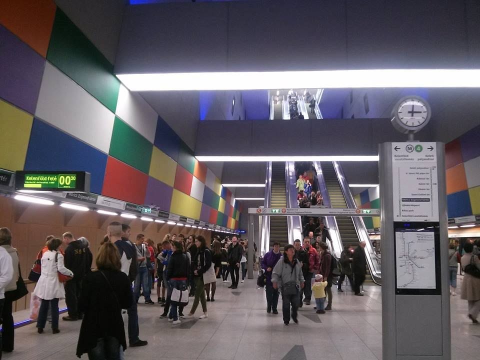 Bedöglött az önműködő 4-es metró 