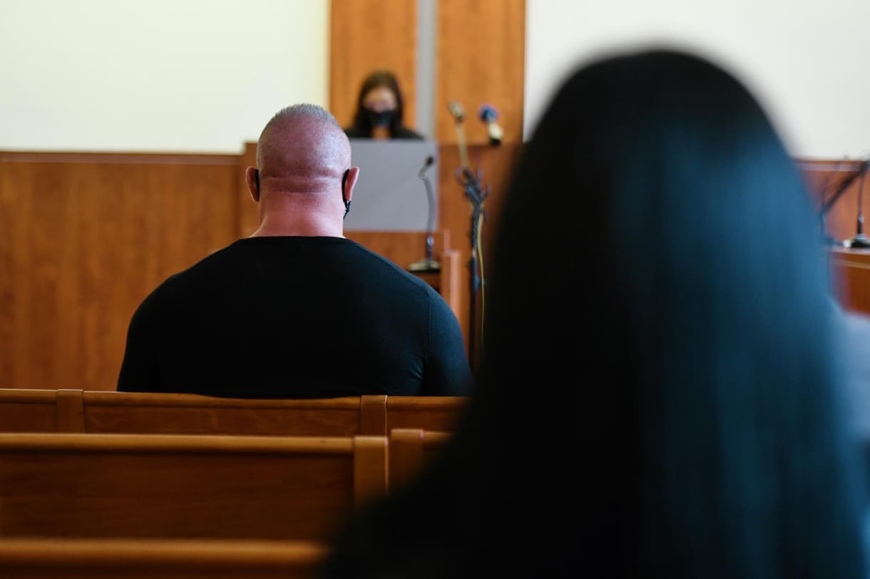 Feljelentést tett M. Richárd ügyvédje, mert szerinte nem segítettek a börtönben sztrókot kapott ügyfelén