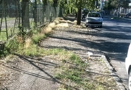 Több hónap után megoldódott a parkolási cécó Zuglóban