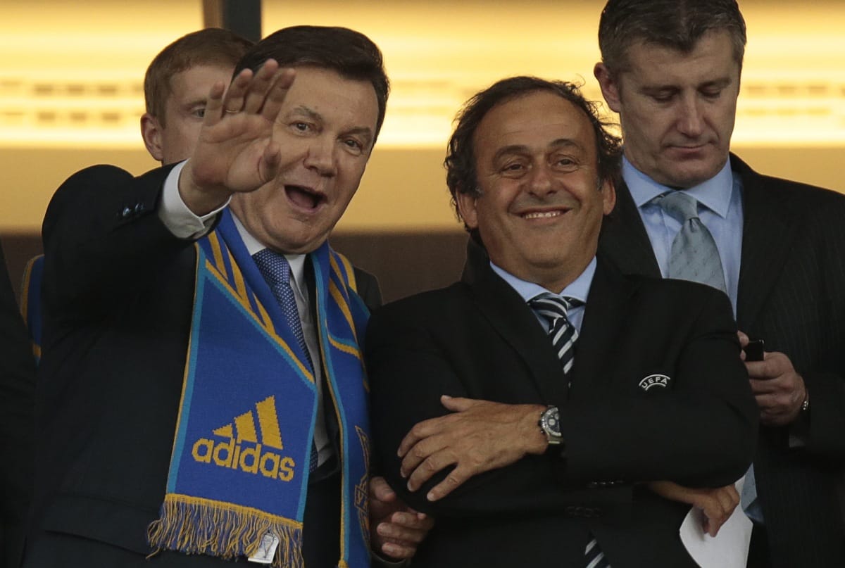 Platini: Kassainak előbb kellett volna fújnia, videobíró nem kell
