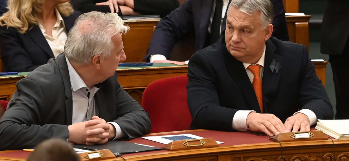 Sürgősséggel vernék át a parlamenten a kampányköltéskorlát eltörlését, akár jövő héten megszavazhatják