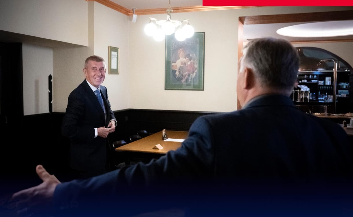 Csehek és lengyelek iskoláztatják Orbán kedvenc üzletembereit