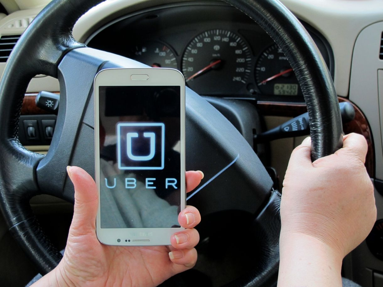Így söpri le az Uber az állami kioktatást