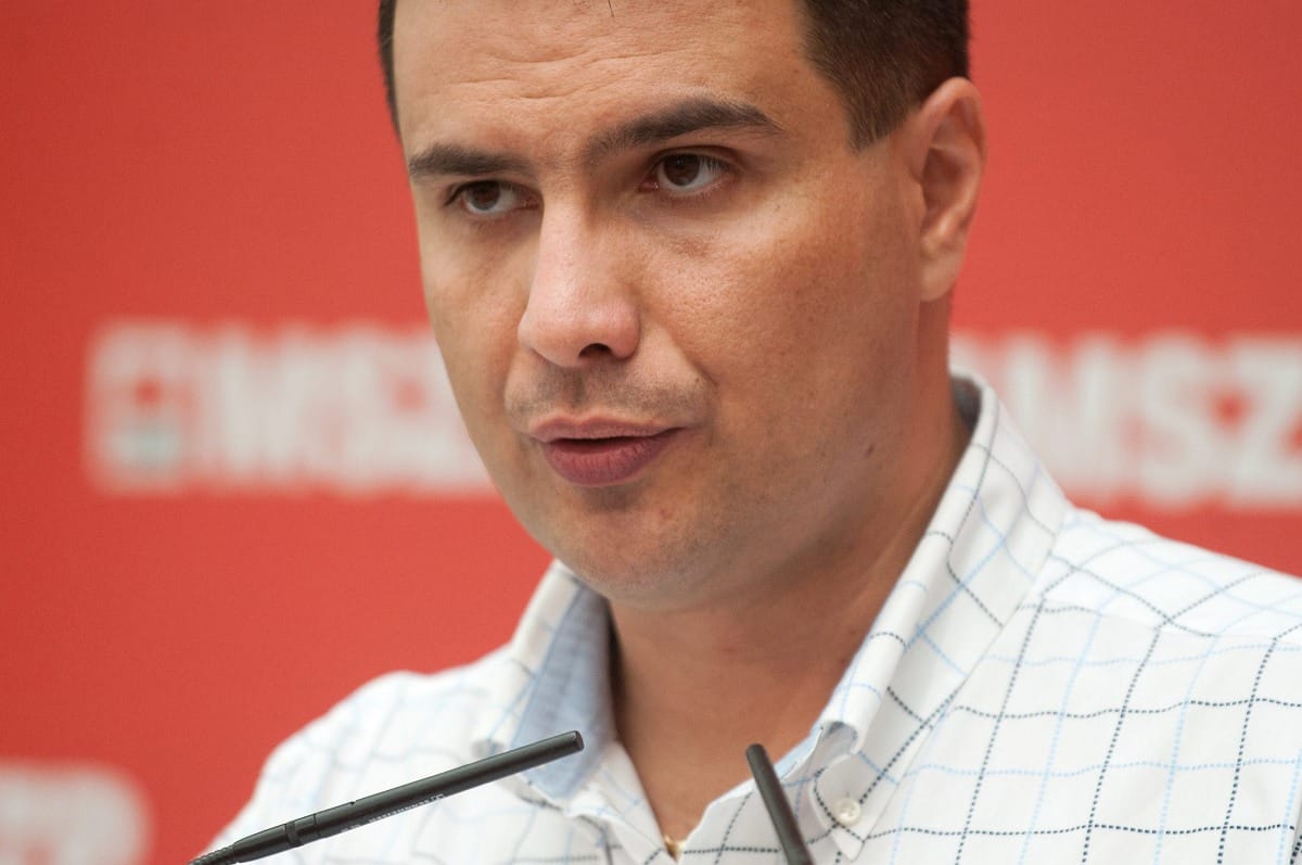 MSZP: brutális megszorítások jönnek